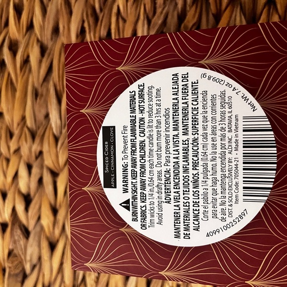 Huntington Home Spiced Cider Soy Candle - Picture 12 of 12